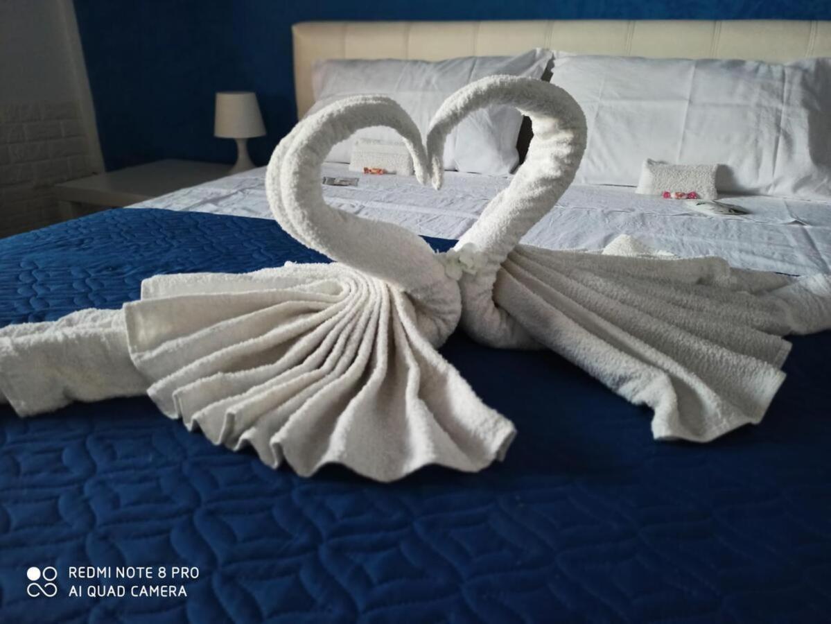 Stanze Di Leo Hotel ปาแลร์โม ภายนอก รูปภาพ