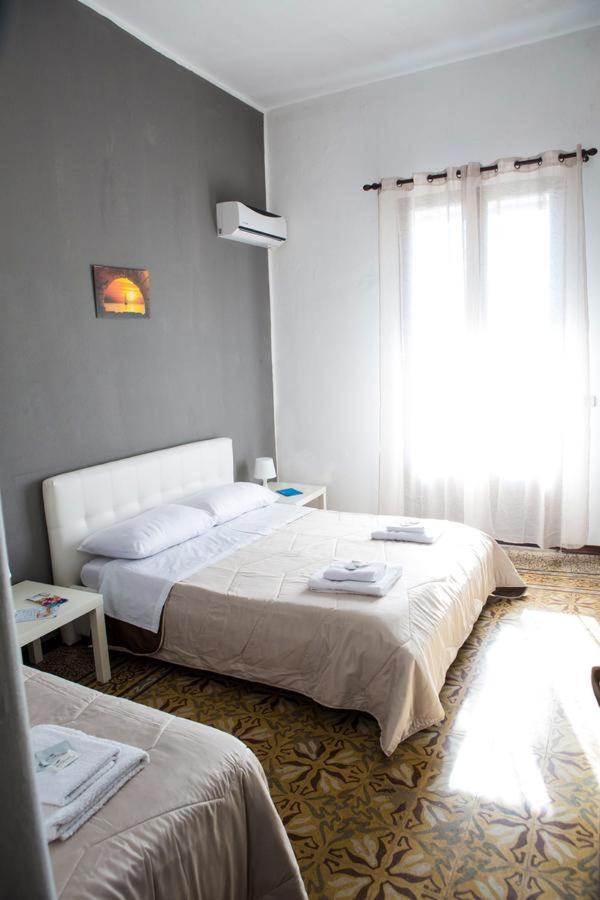Stanze Di Leo Hotel ปาแลร์โม ภายนอก รูปภาพ